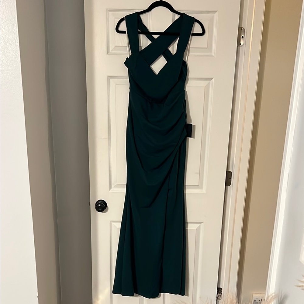 Elegant Green Evening Gown